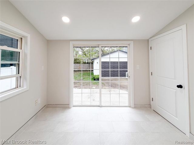 631 Humphrey Avenue, Birmingham, MI 48009