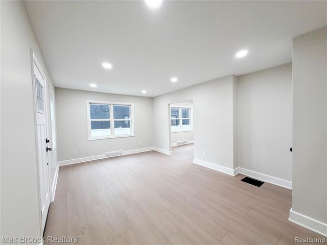 631 Humphrey Avenue, Birmingham, MI 48009