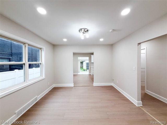 631 Humphrey Avenue, Birmingham, MI 48009