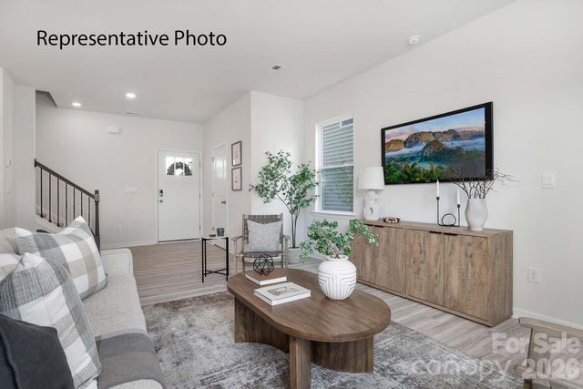 659 13th Avenue Drive NE, Hickory, NC 28601