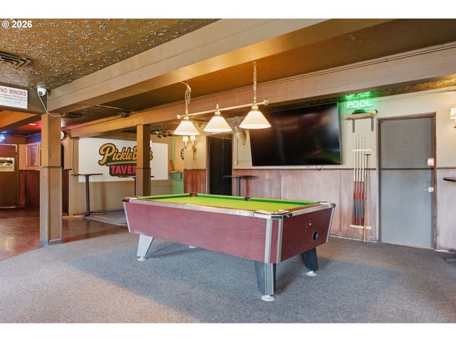 2530 Ne 82ND Ave, Portland, OR 97220