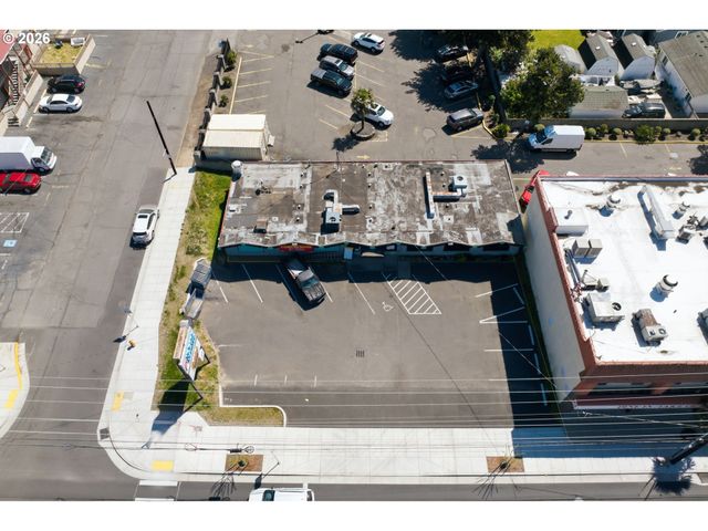 2530 Ne 82ND Ave, Portland, OR 97220