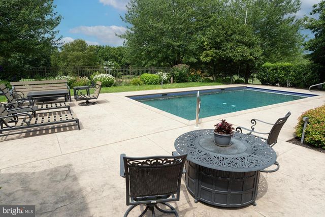 783 BENT CREEK DR, Lititz, PA 17543