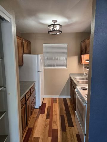 3154 Lakeside Dr Apt 302, Grand Junction, CO 81506