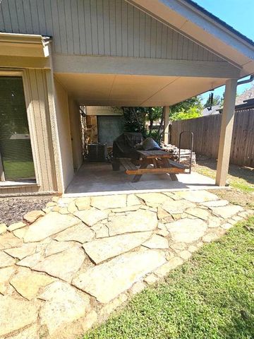 1402 Broad Acres Drive, Norman, OK 73072