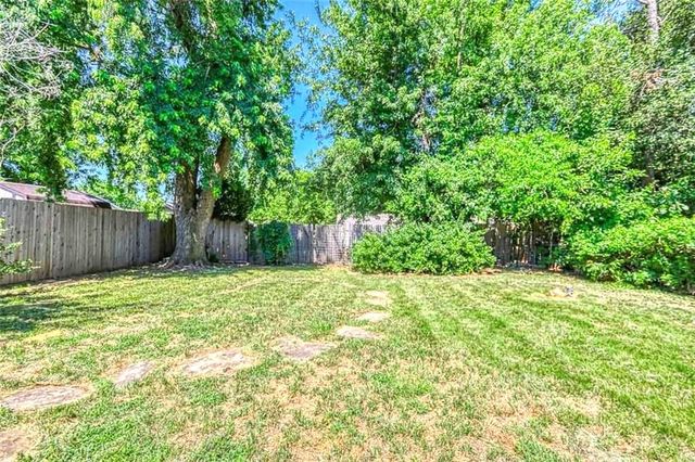 1402 Broad Acres Drive, Norman, OK 73072