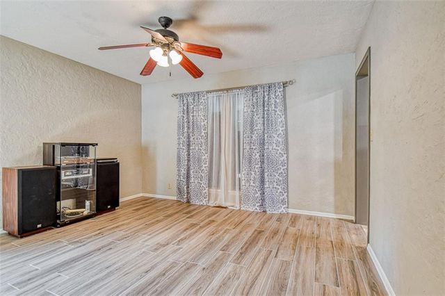 1402 Broad Acres Drive, Norman, OK 73072