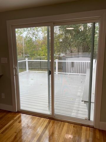 27 Pulaski St, Peabody, MA 01960