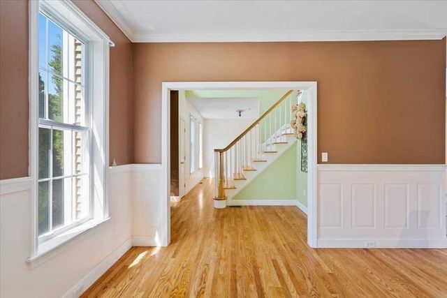 89 Boulder Hill Rd, Holden, MA 01522