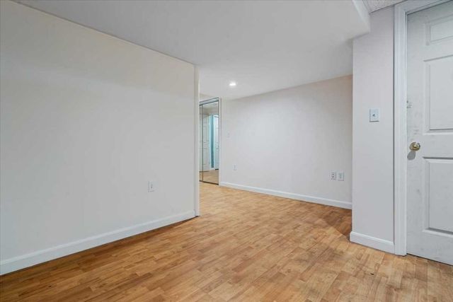 89 Boulder Hill Rd, Holden, MA 01522