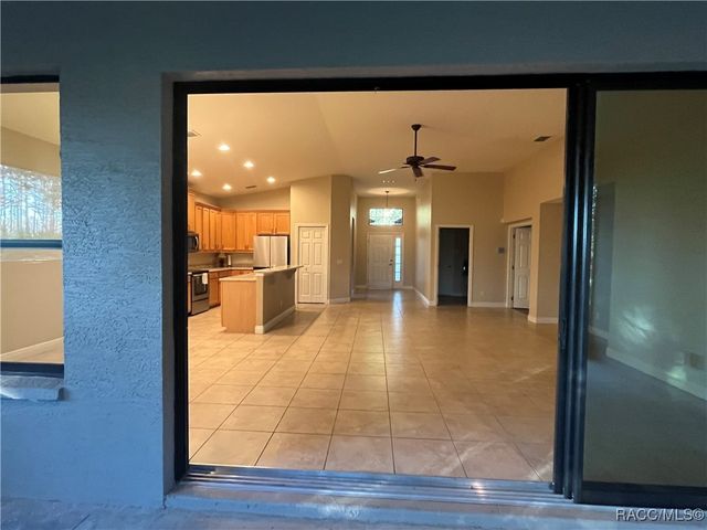 1569 W Caroline Path, Lecanto, FL 34461