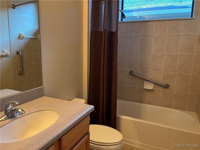 1569 W Caroline Path, Lecanto, FL 34461