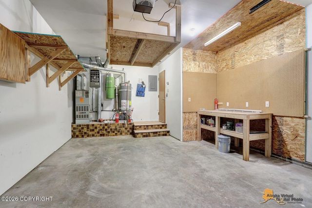 2606 W 30th Avenue, Anchorage, AK 99517