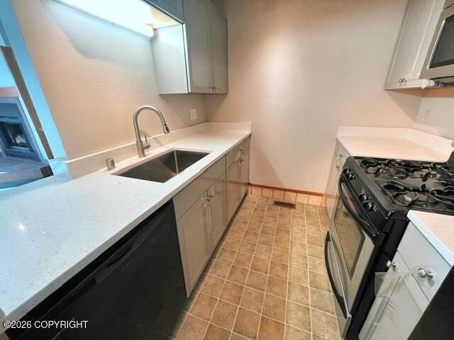 2606 W 30th Avenue, Anchorage, AK 99517