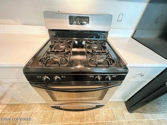 2606 W 30th Avenue, Anchorage, AK 99517