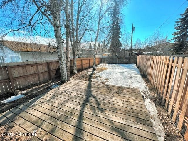 2606 W 30th Avenue, Anchorage, AK 99517