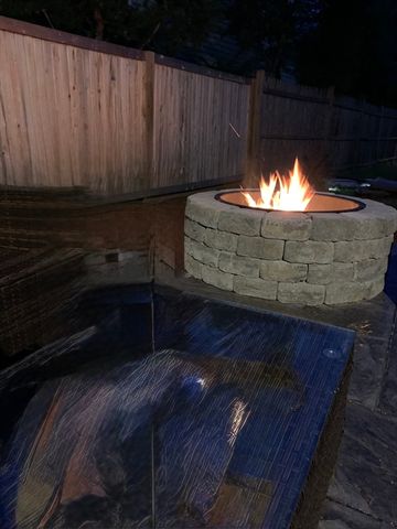 74 Alandale Pkwy, Norwood, MA 02062