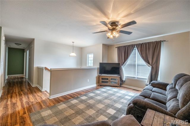 303 Silica Drive, Festus, MO 63028