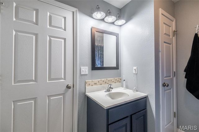 303 Silica Drive, Festus, MO 63028