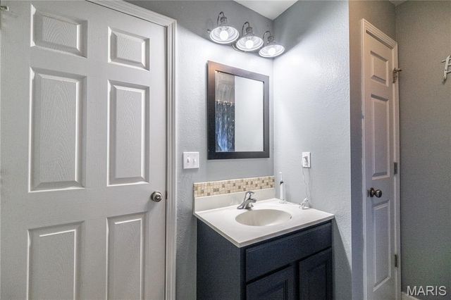 303 Silica Drive, Festus, MO 63028