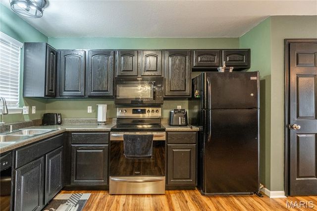303 Silica Drive, Festus, MO 63028