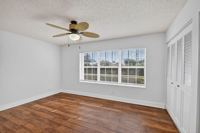 212 Foxtail Drive G, Greenacres, FL 33415
