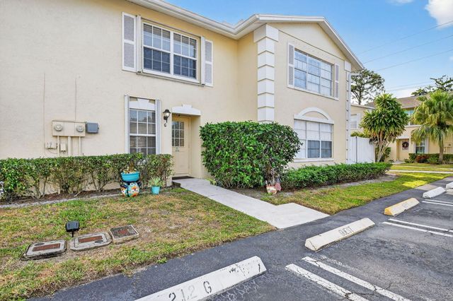 212 Foxtail Drive G, Greenacres, FL 33415