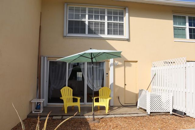 212 Foxtail Drive G, Greenacres, FL 33415