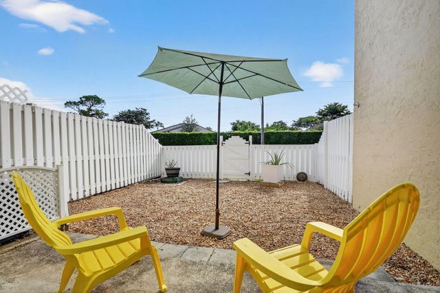212 Foxtail Drive G, Greenacres, FL 33415