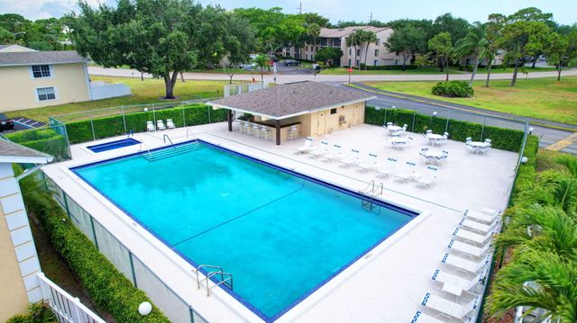 212 Foxtail Drive G, Greenacres, FL 33415