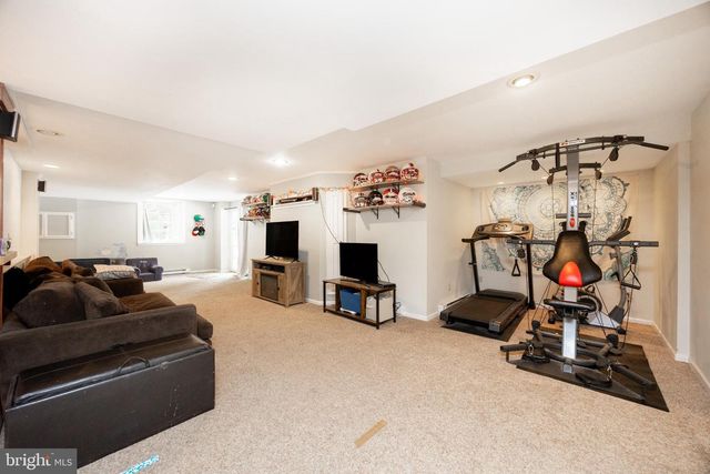 413 BARLOW DR, Coatesville, PA 19320