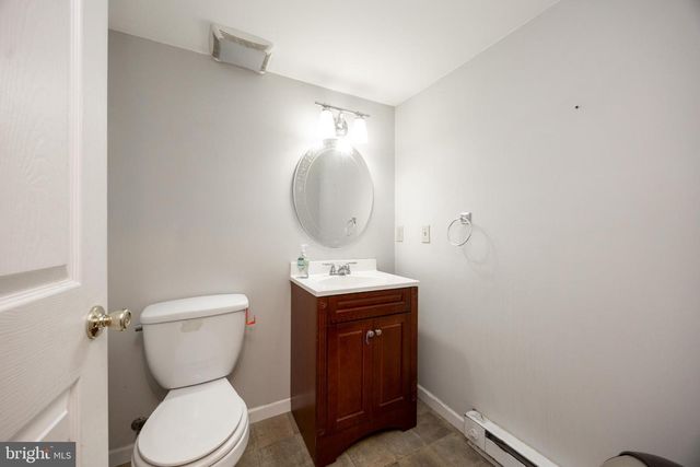 413 BARLOW DR, Coatesville, PA 19320