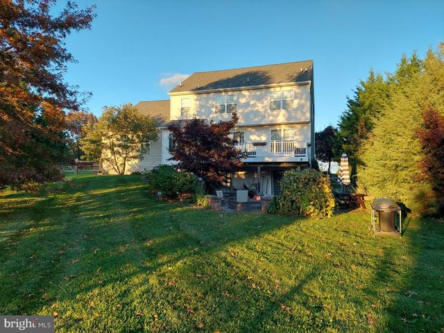 413 BARLOW DR, Coatesville, PA 19320