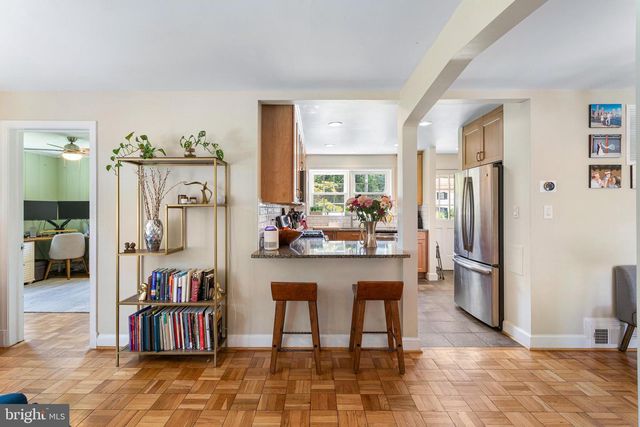 7100 WESTERN AVE, Chevy Chase, MD 20815