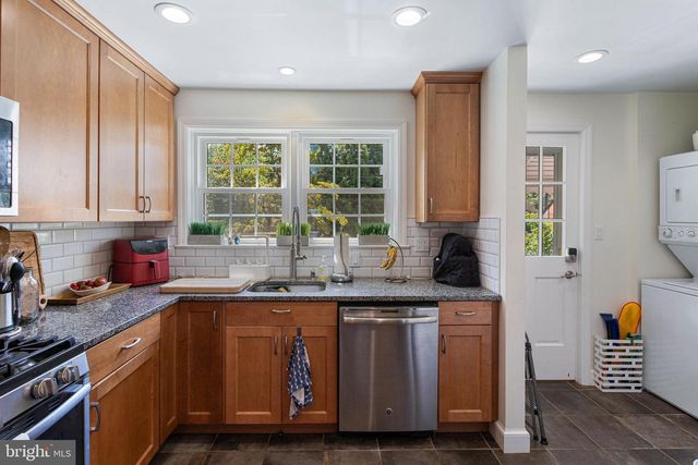 7100 WESTERN AVE, Chevy Chase, MD 20815