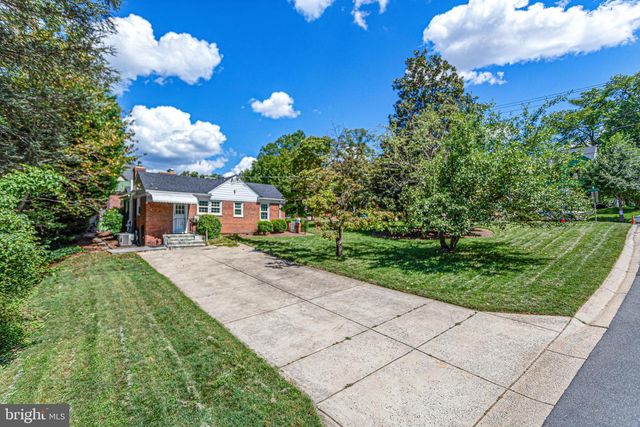 7100 WESTERN AVE, Chevy Chase, MD 20815