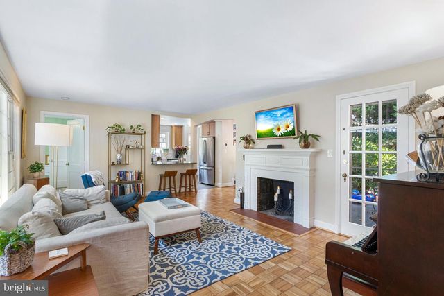 7100 WESTERN AVE, Chevy Chase, MD 20815