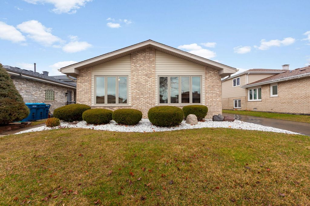 5220 W 121st Street, Alsip, IL 60803