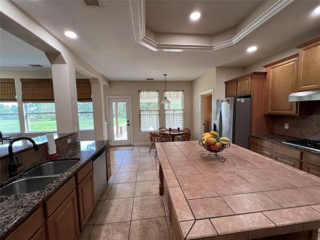 983 Private Road 1320, Centerville, TX 75833