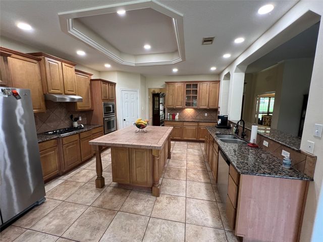 983 Private Road 1320, Centerville, TX 75833