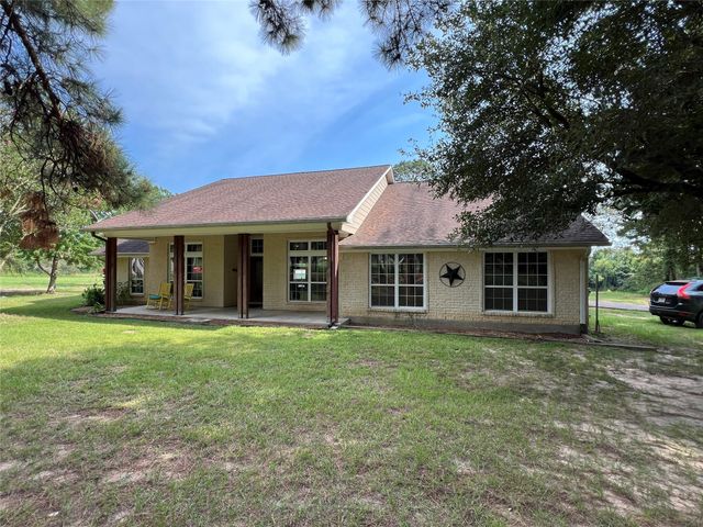 983 Private Road 1320, Centerville, TX 75833