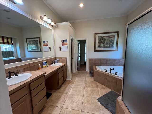 983 Private Road 1320, Centerville, TX 75833