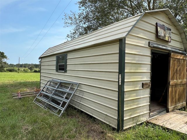 983 Private Road 1320, Centerville, TX 75833