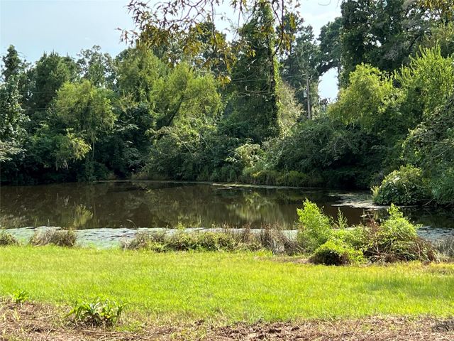 983 Private Road 1320, Centerville, TX 75833