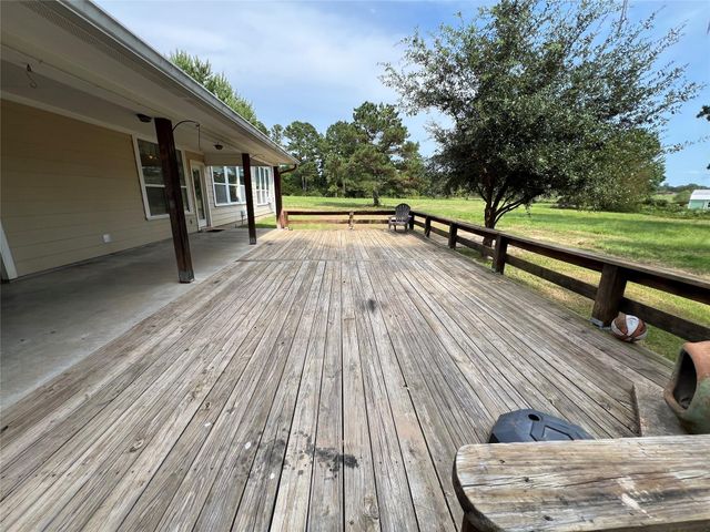 983 Private Road 1320, Centerville, TX 75833