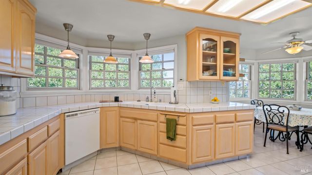 1477 Lawndale Rd, Kenwood, CA 95452