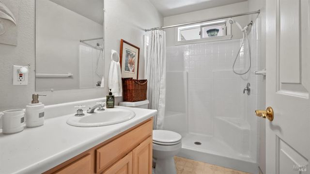 1477 Lawndale Rd, Kenwood, CA 95452