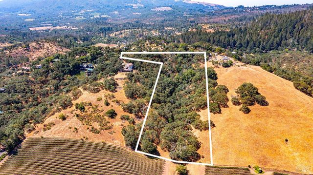 1477 Lawndale Rd, Kenwood, CA 95452