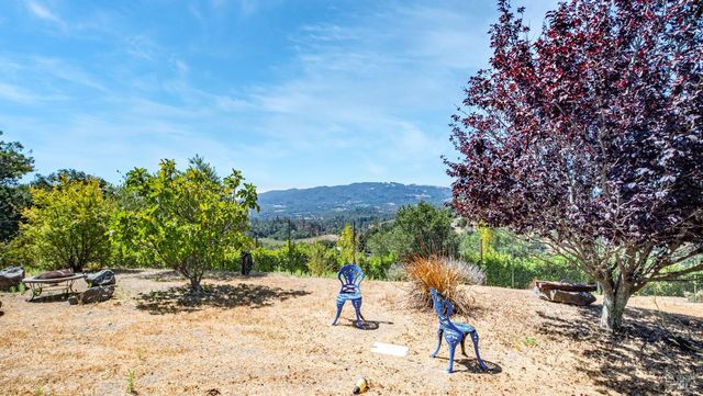 1477 Lawndale Rd, Kenwood, CA 95452