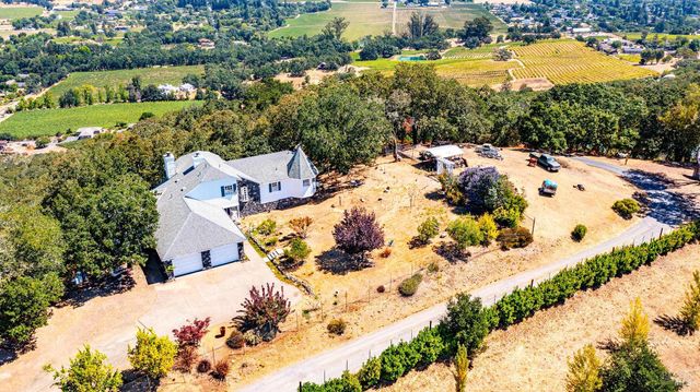 1477 Lawndale Rd, Kenwood, CA 95452